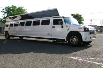 How To Decorate Your Wedding Limousine