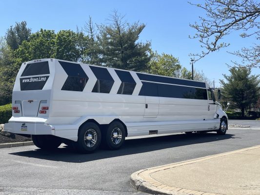 Rent Ford F 750 Party Bus